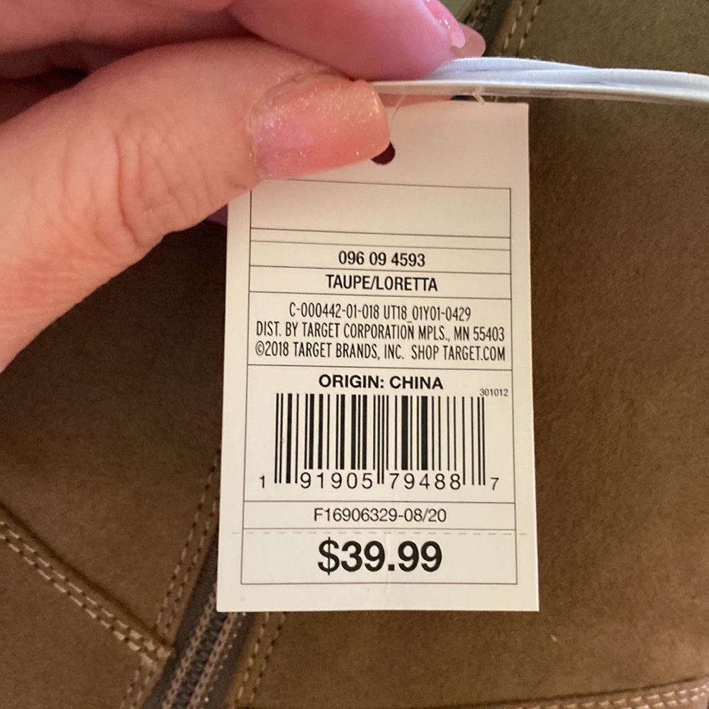 Universal Thread taupe faux suede midrise boot with 2 3/4” chunky heel - Picture 5 of 8